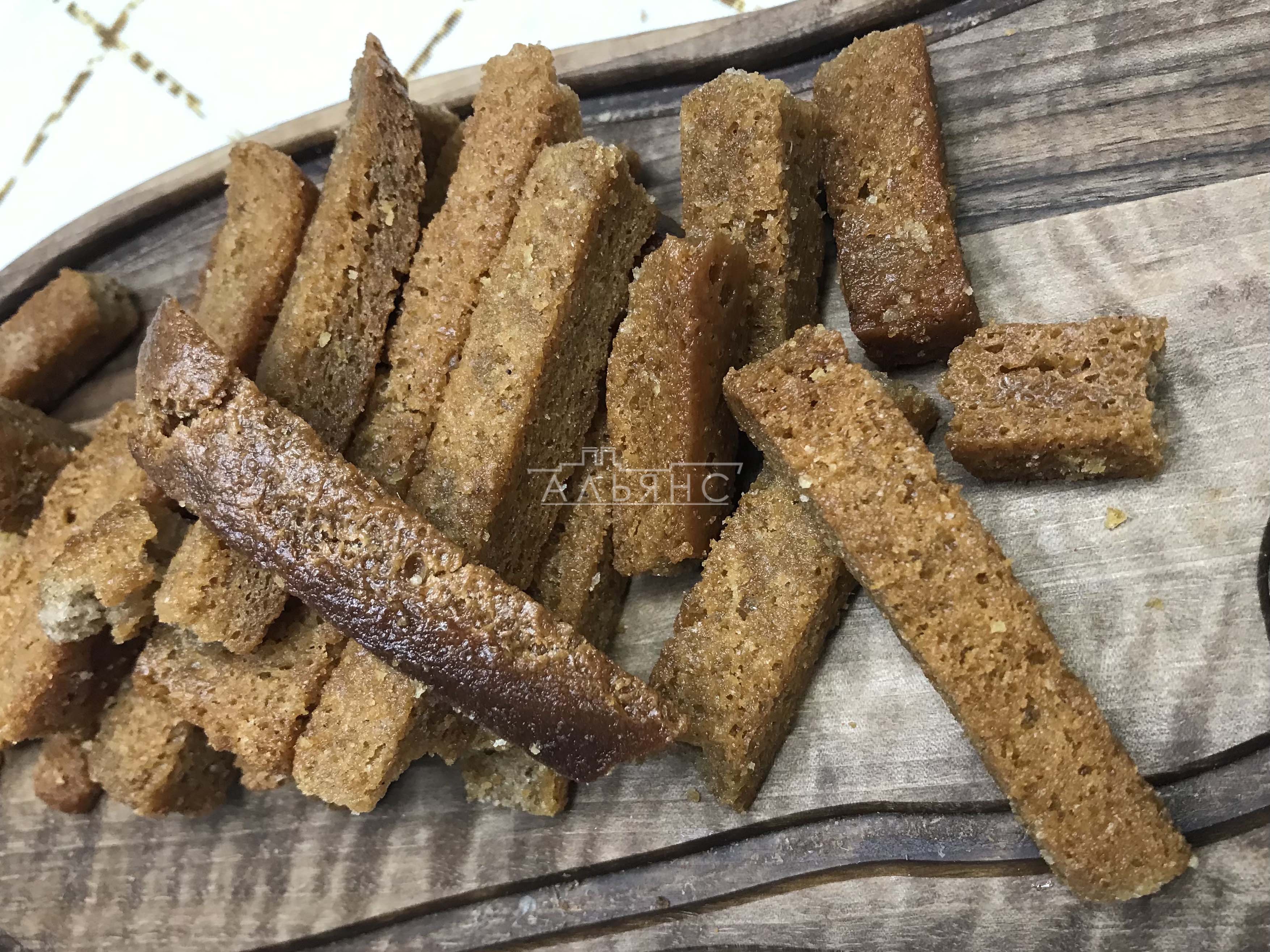 Деревенские гренки с чесноком в Нальчике