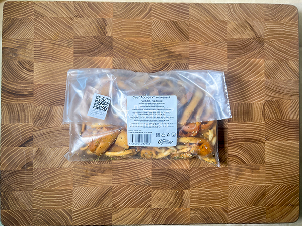 Сыр 150 гр ГОРНЫЙ СЫРОВАР (Ассорти копчёный с укропом и чесноком) в Нальчике