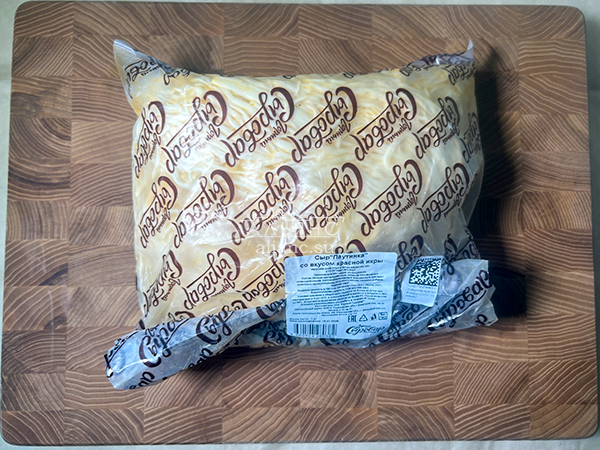 Сыр 1 кг ГОРНЫЙ СЫРОВАР (Паутинка со вкусом красной икры) в Нальчике