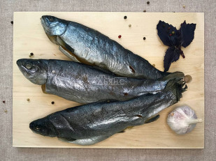 Курица вяленая (строганина): Форель радужная вяленая